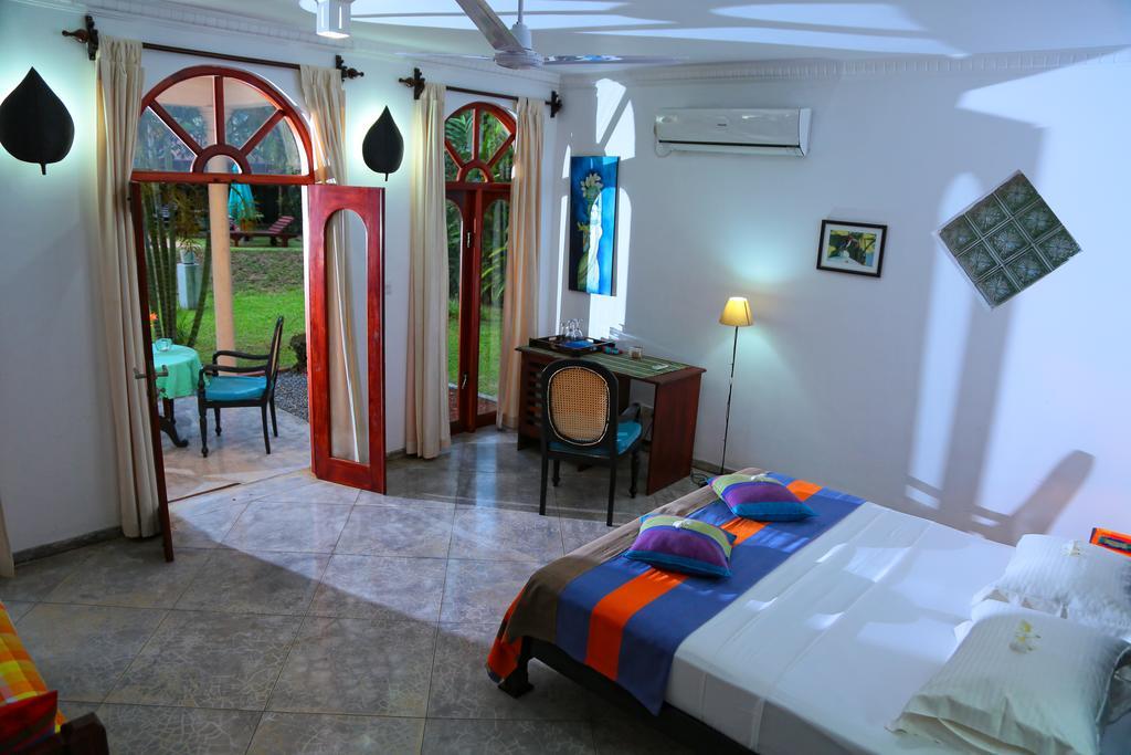 בנטוטה Shangri-Lanka Villa מראה חיצוני תמונה